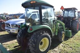 John Deere 3520 Loader Tractor