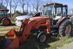 Kubota M4900 Loader Tractor
