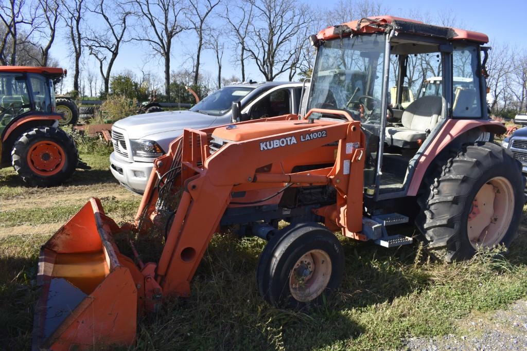 Kubota M4900 Loader Tractor