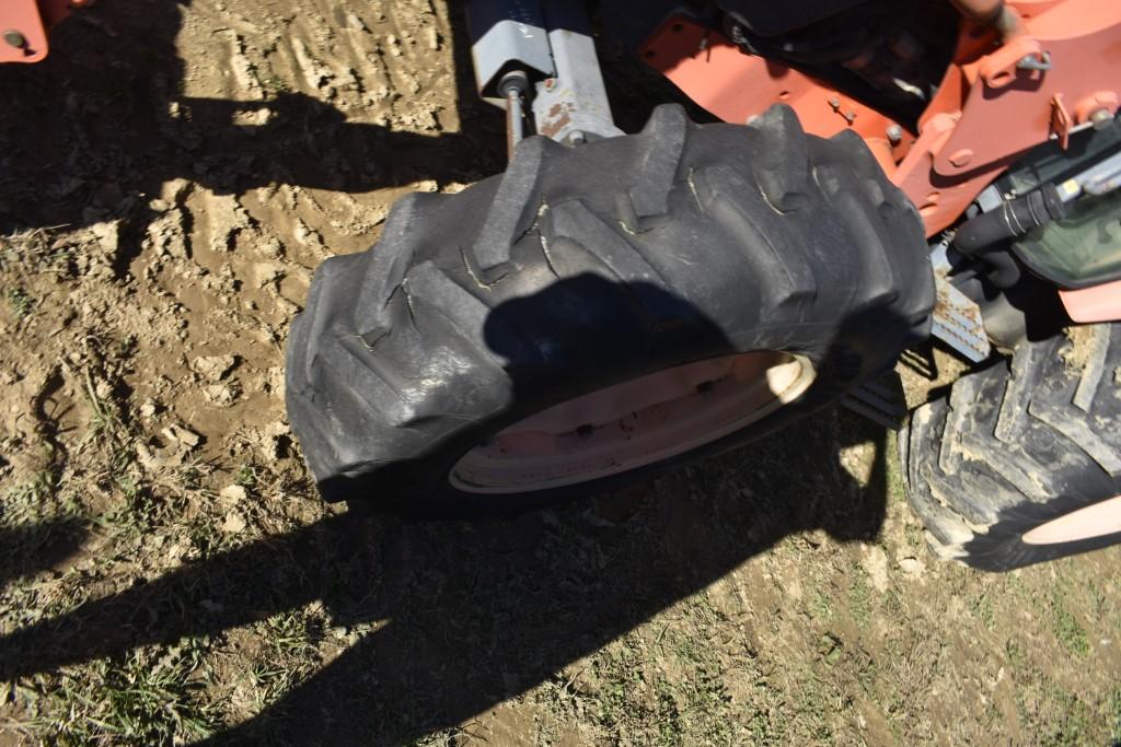 Kubota M9540 Loader Tractor