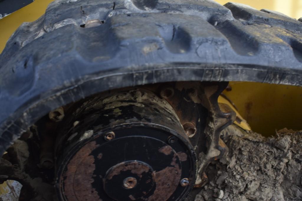 John Deere 319D Skid Steer with Tracks