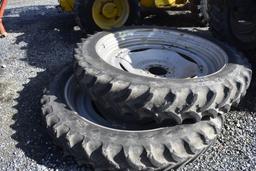 Case International MX135 Tractor