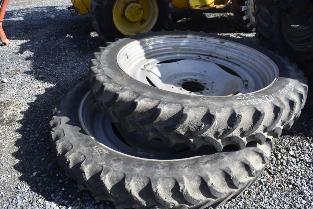 Case International MX135 Tractor