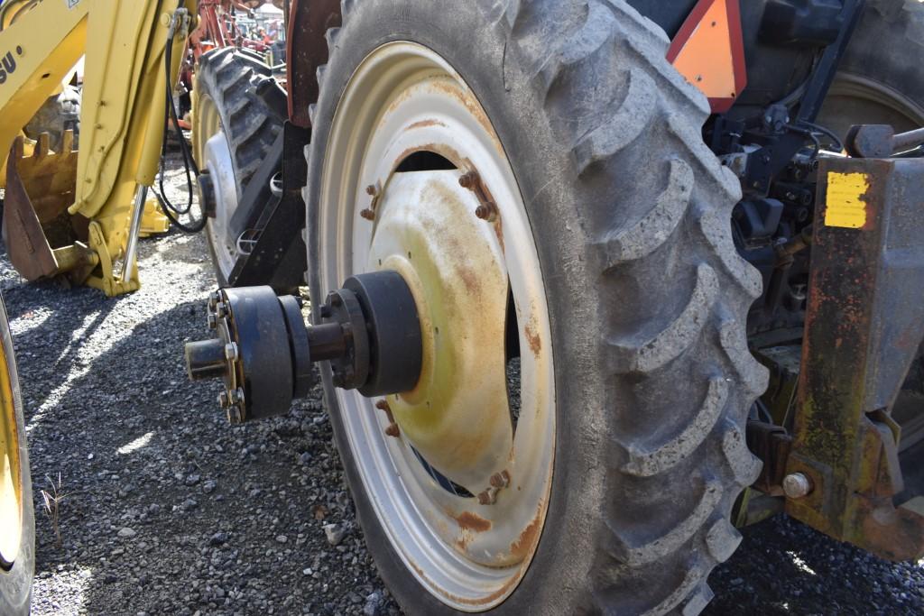Case International MX135 Tractor