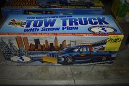 Sunoco 1996 Tow Truck with Snow Plow