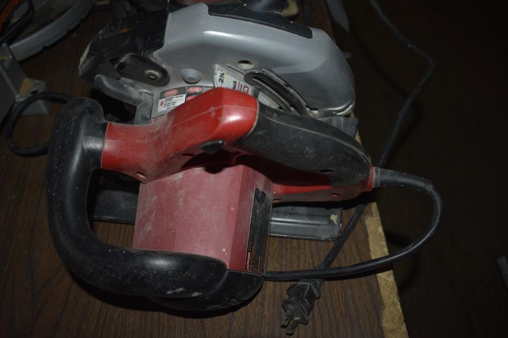 Two Skilsaw 5750 Corded Circular Saws