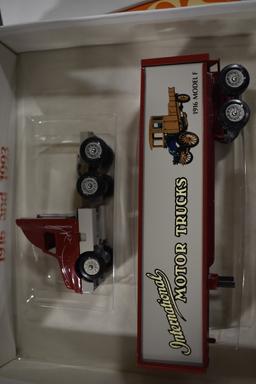Winross Internation Motor Trucks Tractor Trailer