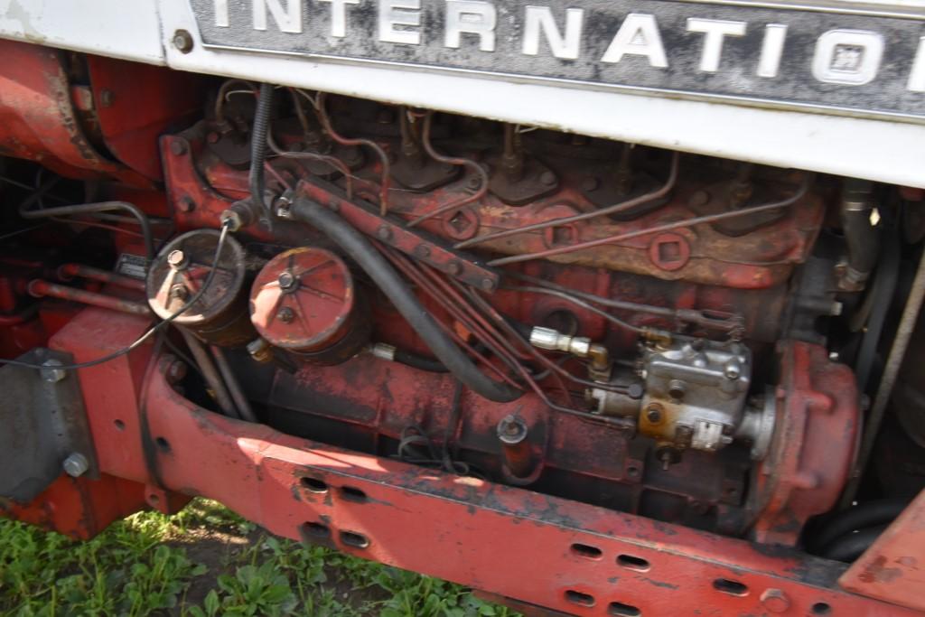 International Farmall 656 Hydrostatic Tractor