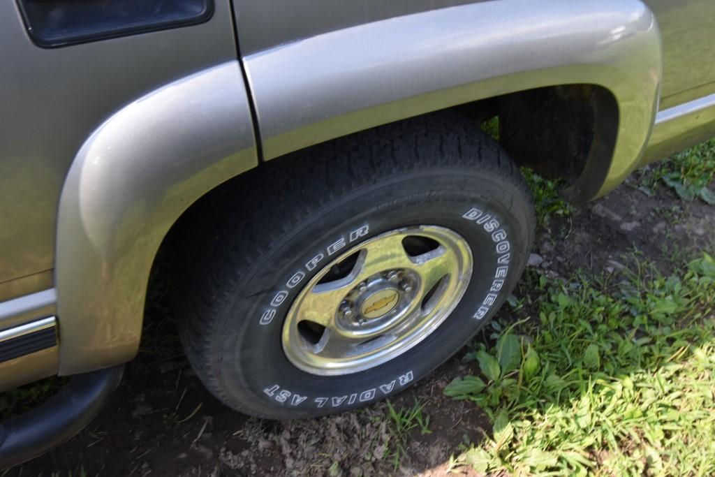 2000 Chevrolet Tahoe