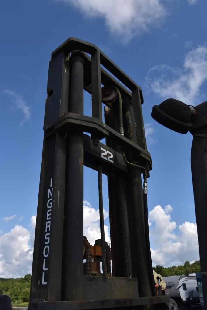 Ingersoll-Rand RT708G Rough Terrain Fork Lift