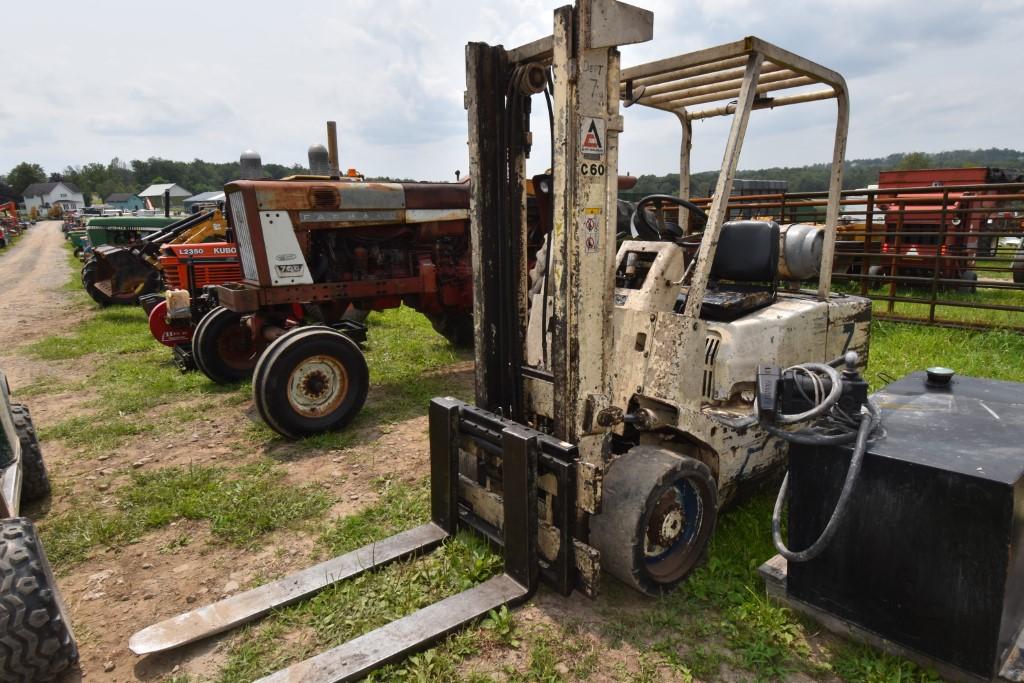 Allis Chalmers C60 Propane Forklift