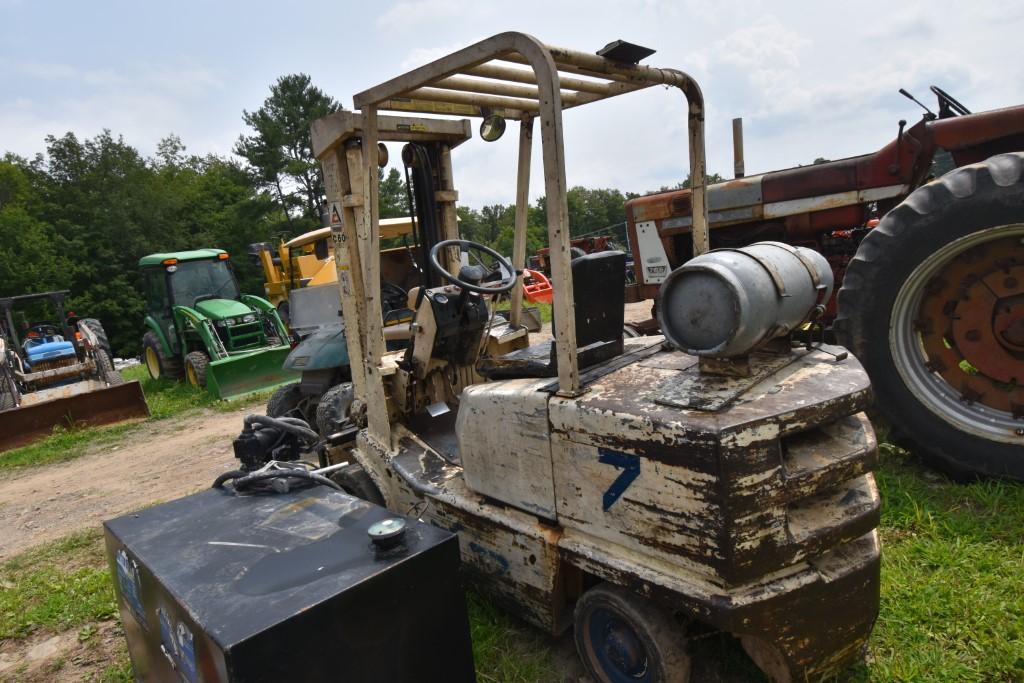 Allis Chalmers C60 Propane Forklift