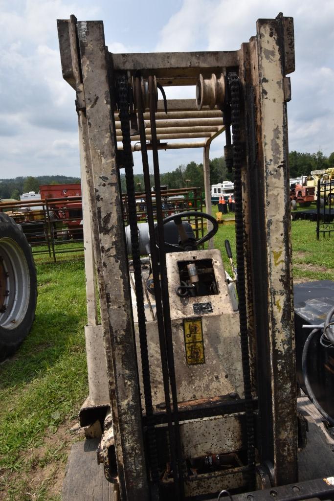 Allis Chalmers C60 Propane Forklift