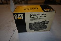ERTL CAT Caterpilar 2-Ton Track-Type Tractor
