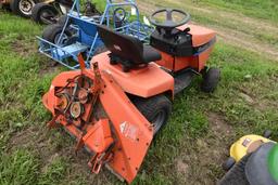 Simplicity Broadmoor Hydro 16 V-Twin Lawn Tractor