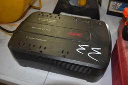 APC UPS ES550 Battery Backup