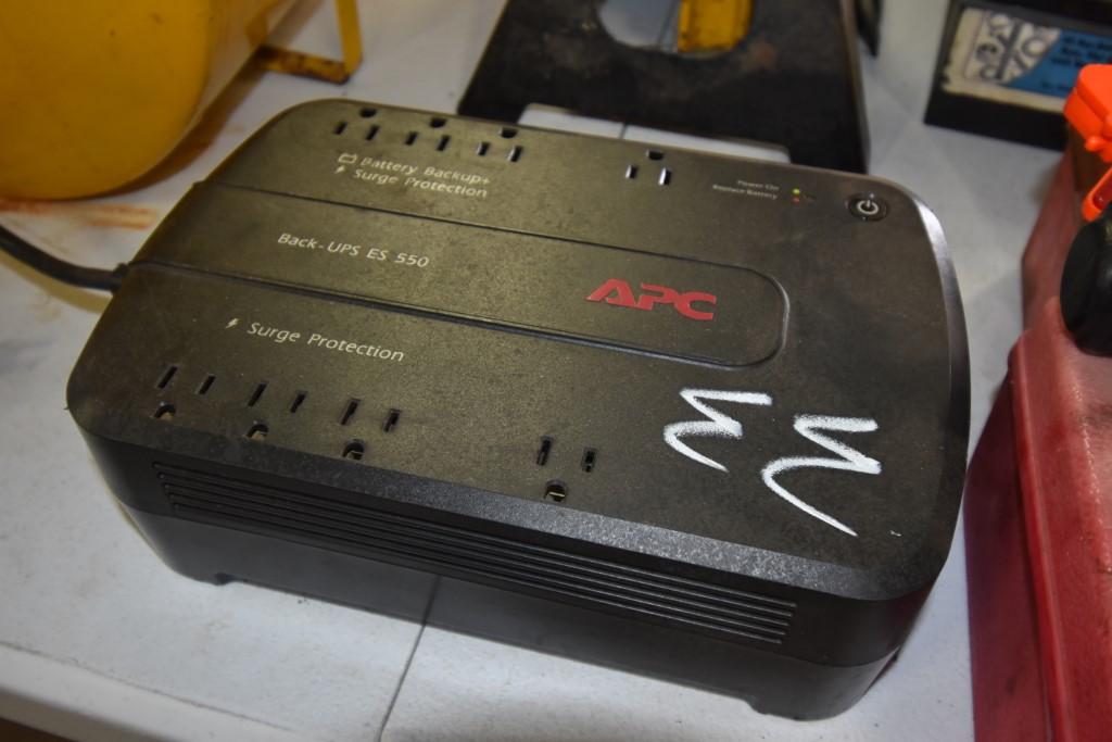 APC UPS ES550 Battery Backup