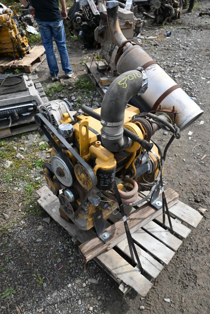 John Deere 4024TF270 Engine