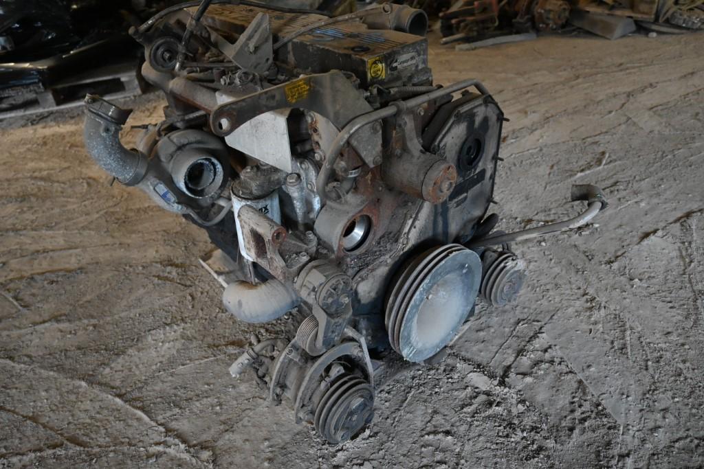 Cummins ISB 24 Valve 5.9L Engine