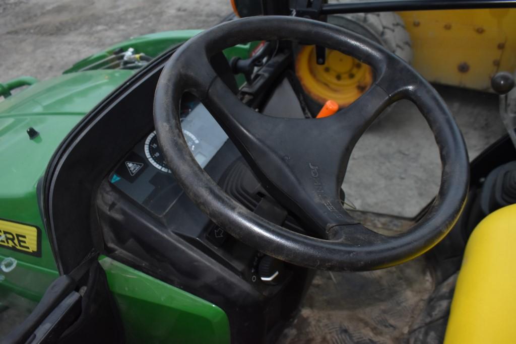 John Deere 1025R Loader Tractor