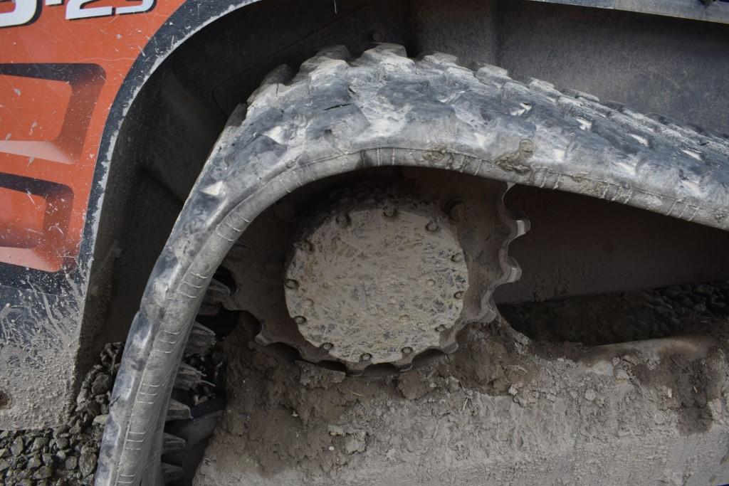 Kubota SVL95-2S Skid Steer with Tracks
