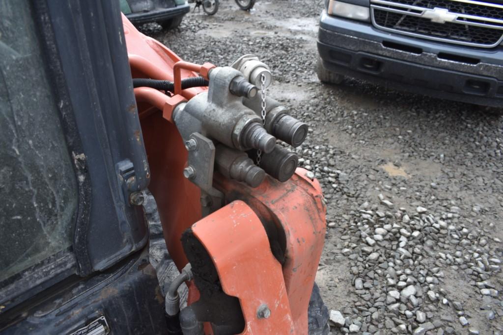 Kubota SVL95-2S Skid Steer with Tracks