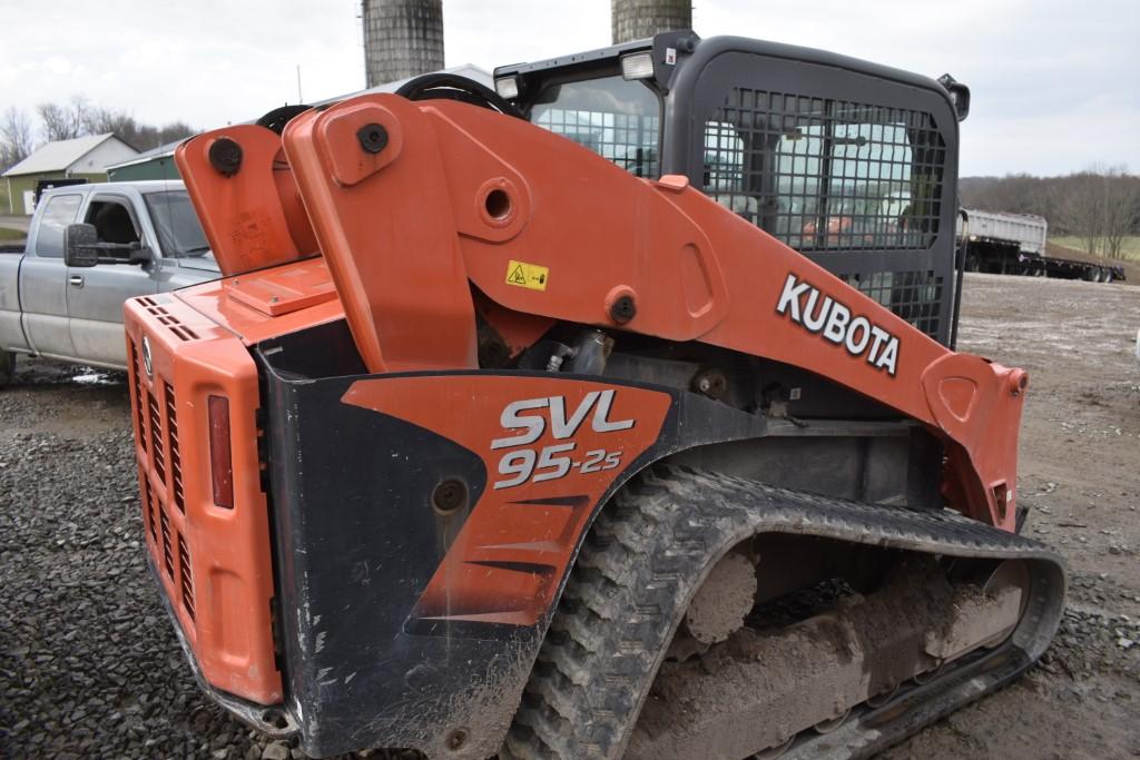 Kubota SVL95-2S Skid Steer with Tracks
