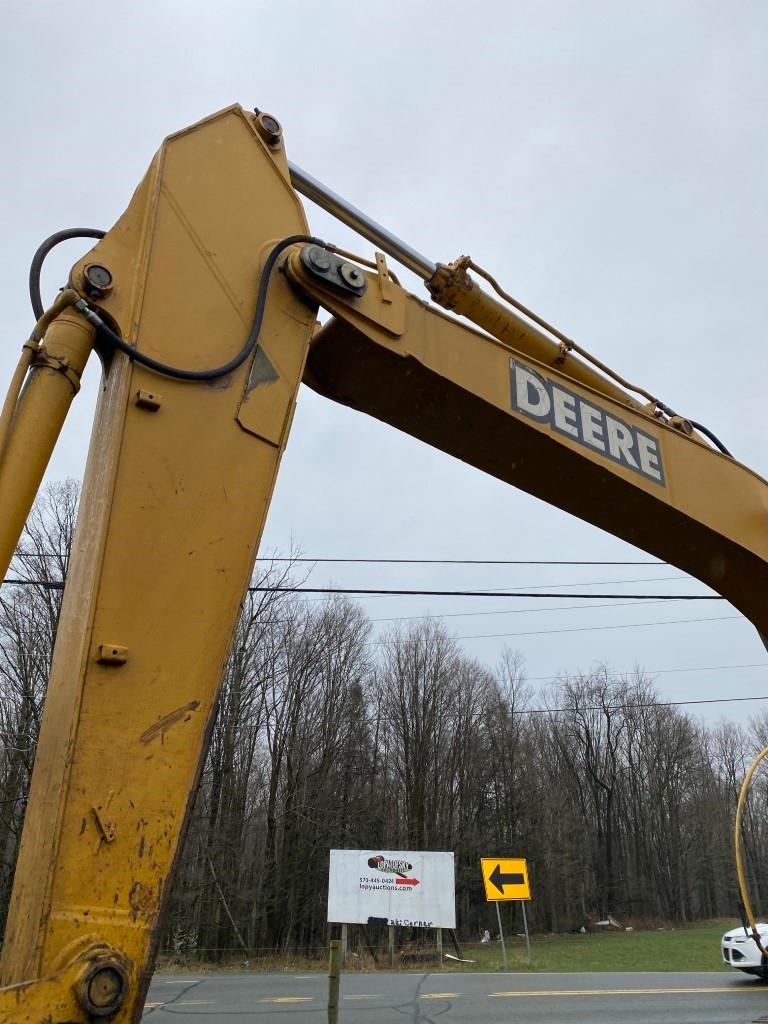 John Deere 270C LC Excavator
