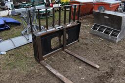 Set of Great Bend Roll Pin Pallet Forks