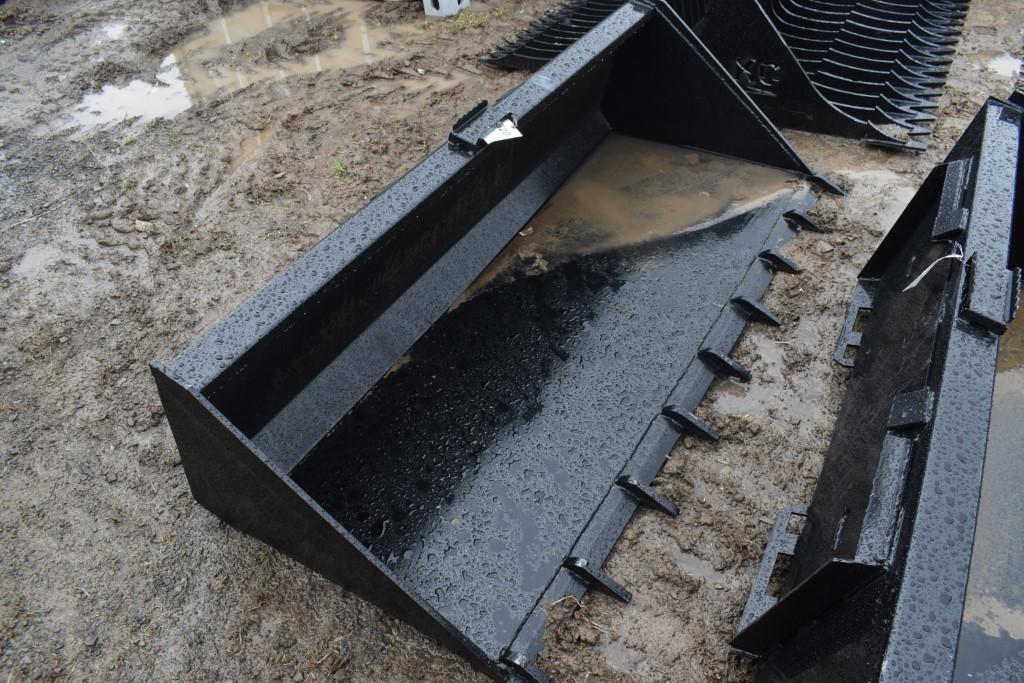 New Quick Attach 78" Skid Steer bucket with Teeth