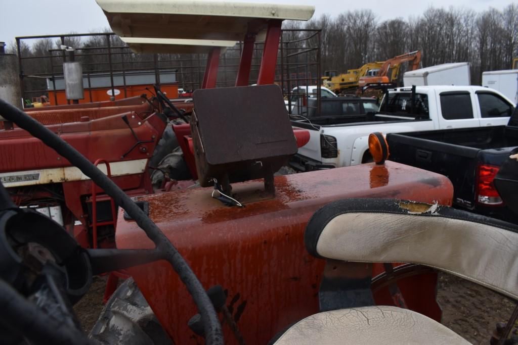 International Farmall 766 Tractor