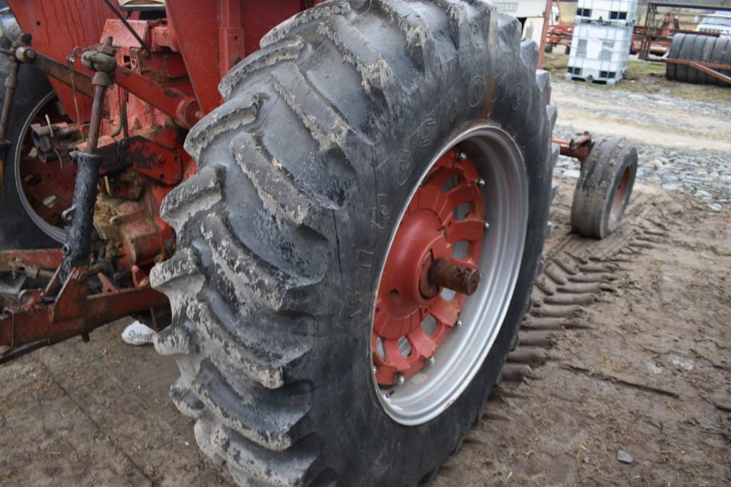 International Farmall 766 Tractor