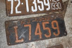 5 Vintage License Plates