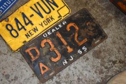 5 Vintage License Plates