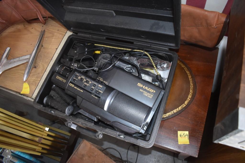 Sharp VL-L80 Video Camera in Case
