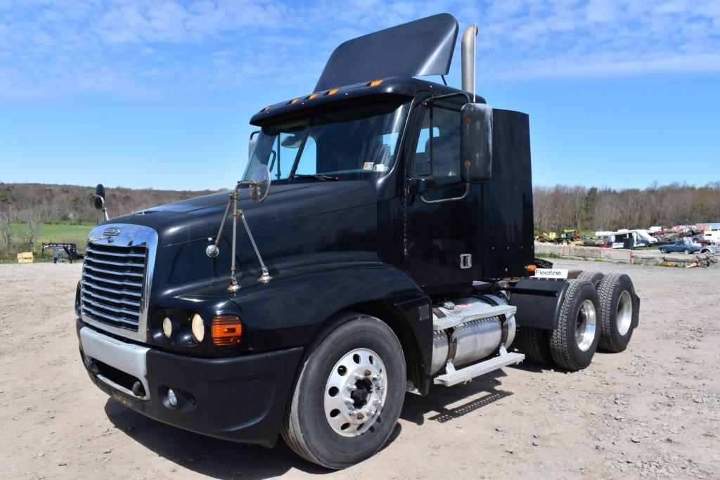 2004 Freightliner Truck Tractor