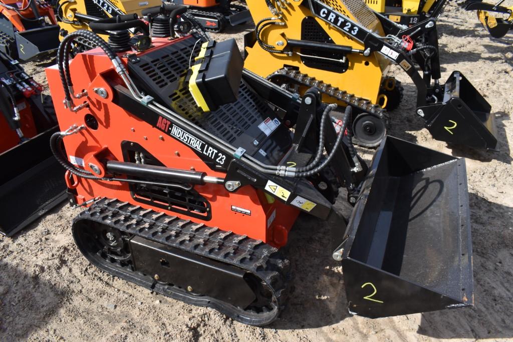 AGT Industrial LRT23 Skid Steer with Tracks