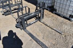 Bobcat Quick Attach 42" Pallet Forks