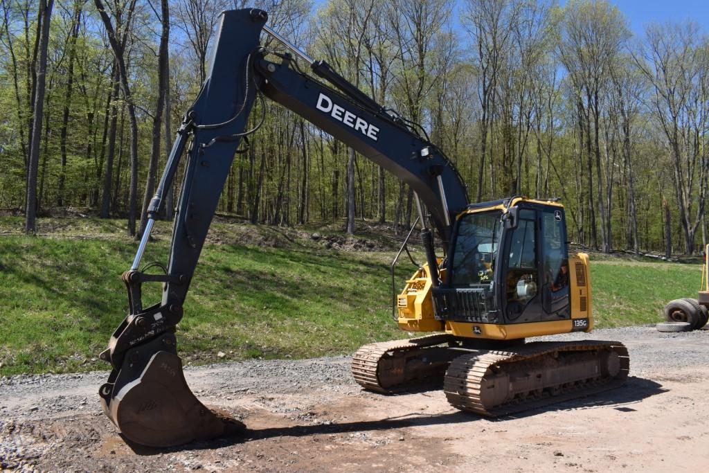 2019 John Deere 135G Excavator