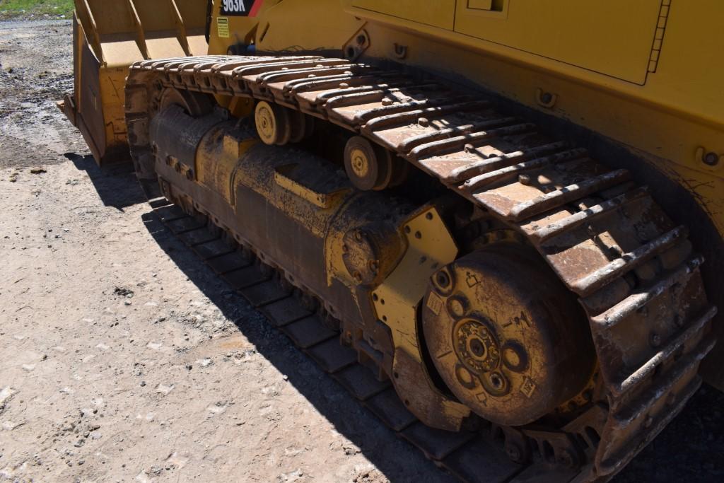 2016 CAT 963K Crawler Loader