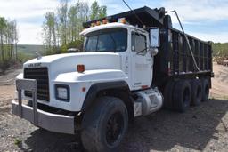 1997 Mack RD688S Dump Truck