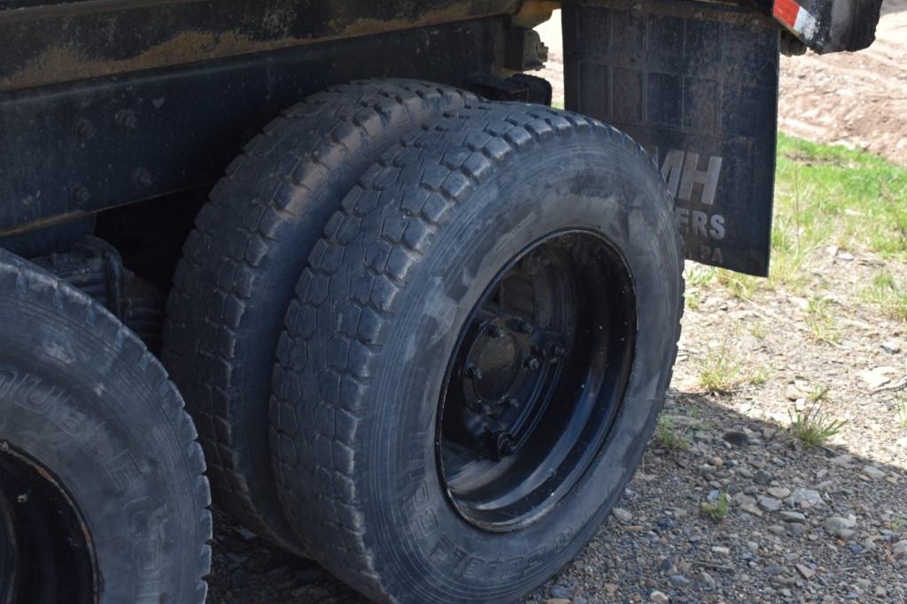 1997 Mack RD688S Dump Truck