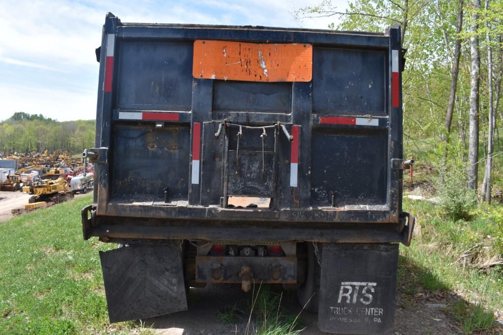 1994 Mack RD688 Dump Truck