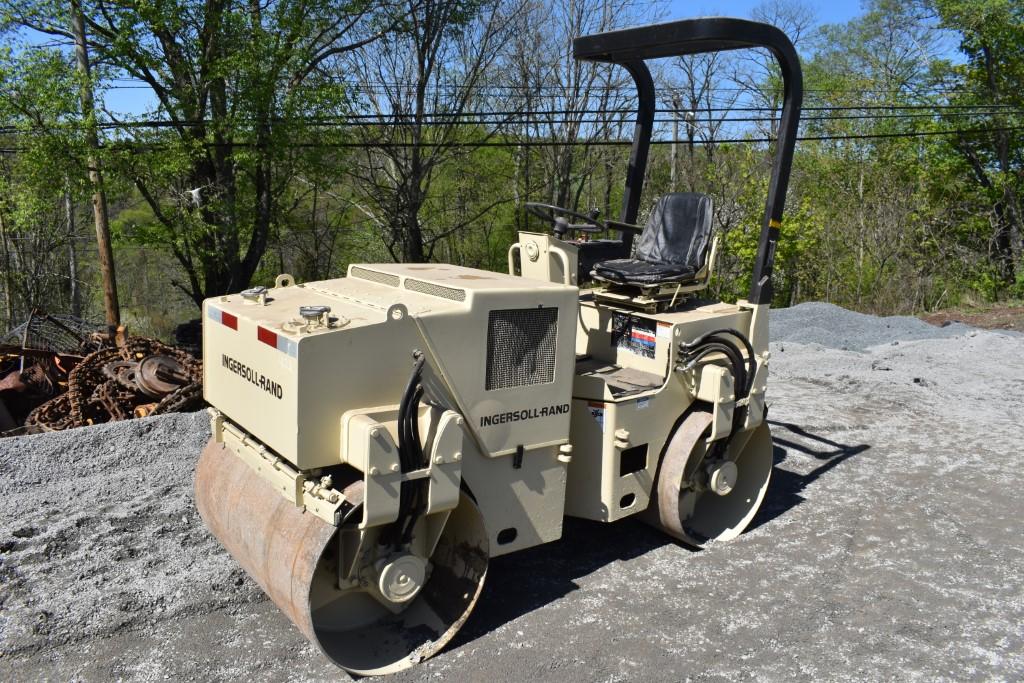 Ingersoll Rand DD-24 Vibratory Double Drum Roller