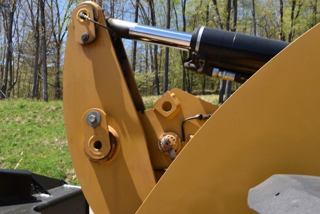 2018 CAT 930M Articulating Wheel Loader