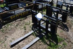 AGT Quick Attach 48" Pallet Forks