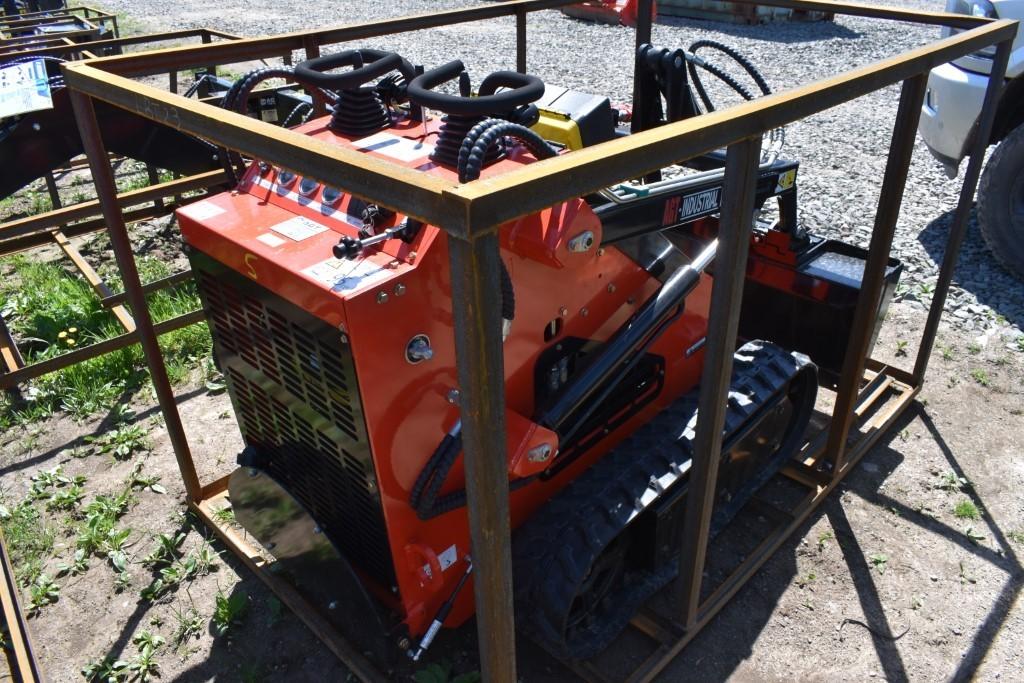 AGT Industrial LRT 23 Skid Steer with Tracks