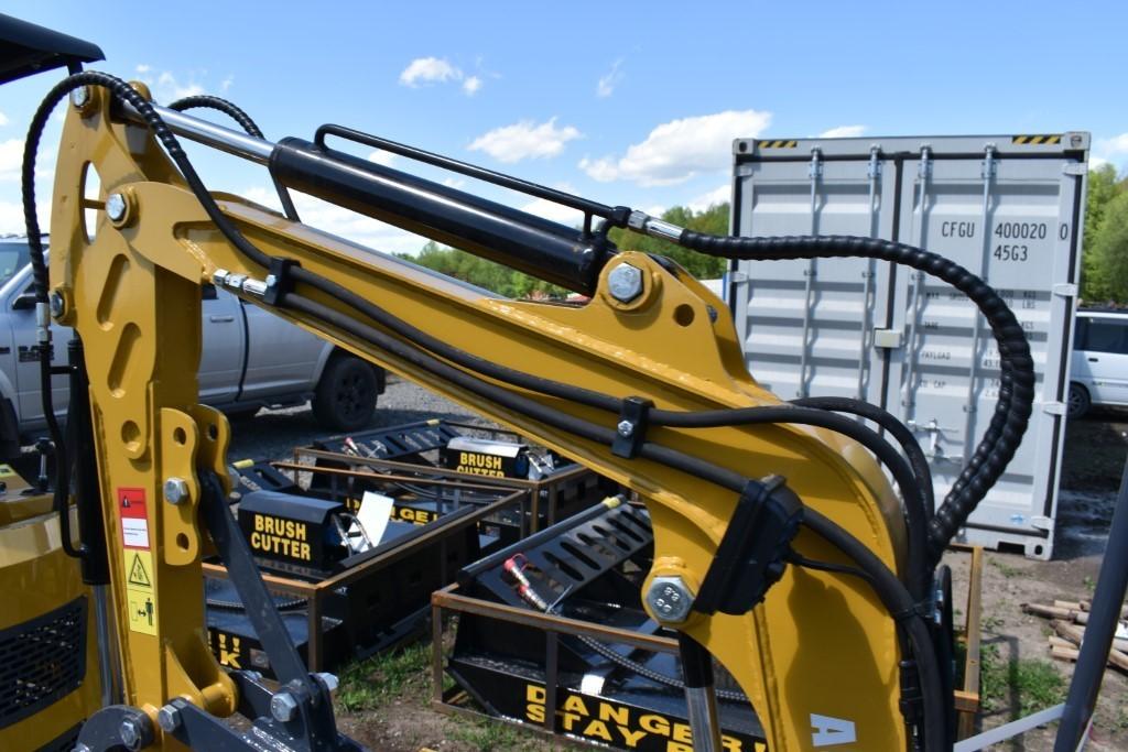 AGT Industrial H15 Mini Excavator