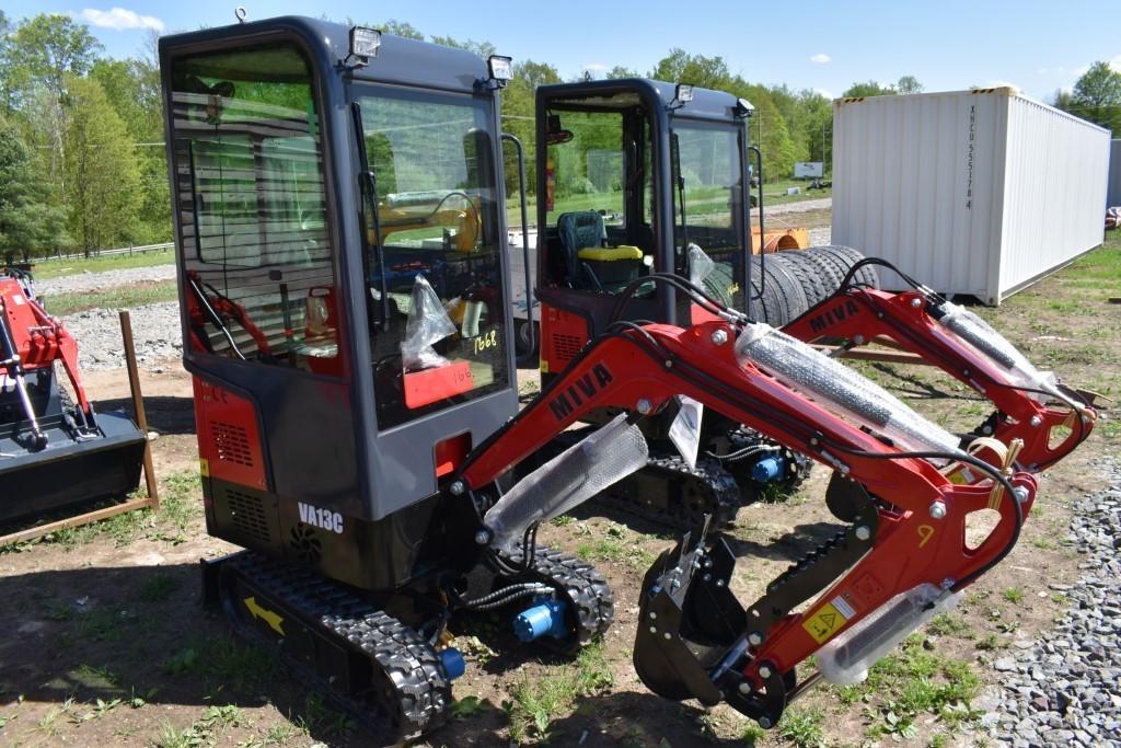 Miva VA13C Mini Excavator