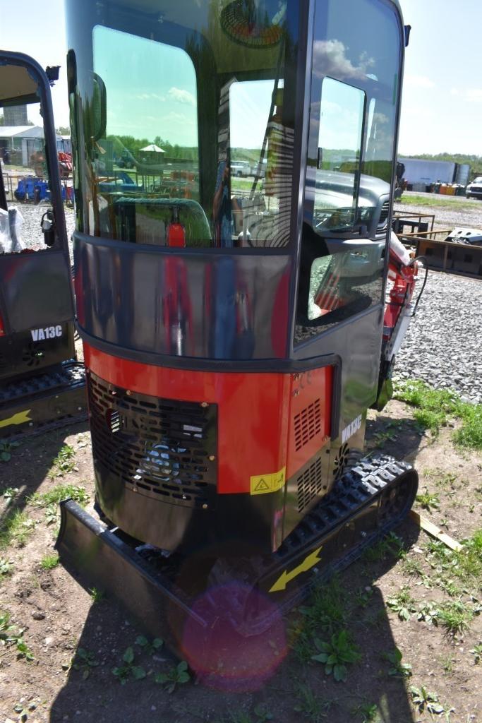 Miva VA13C Mini Excavator